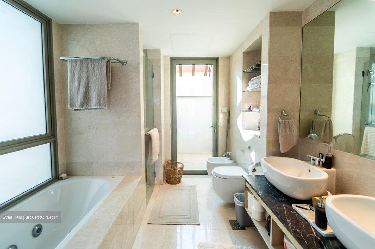 The Berth By The Cove (D4), Condominium #470576301